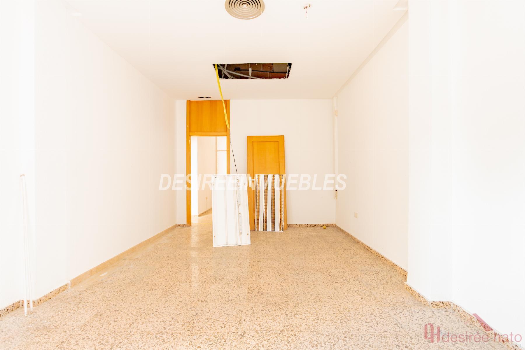 Venta de local en Moncada