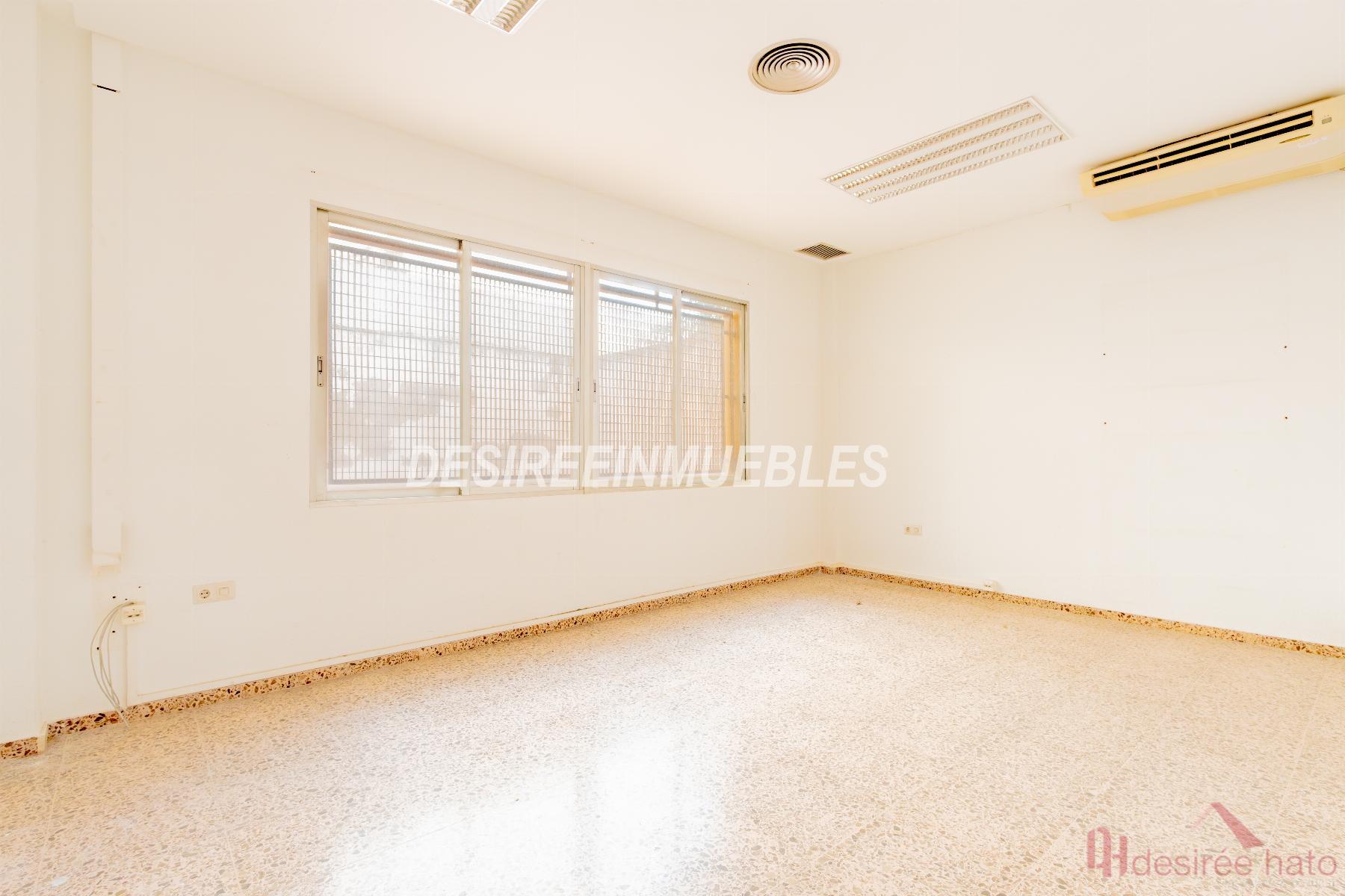 Venta de local en Moncada