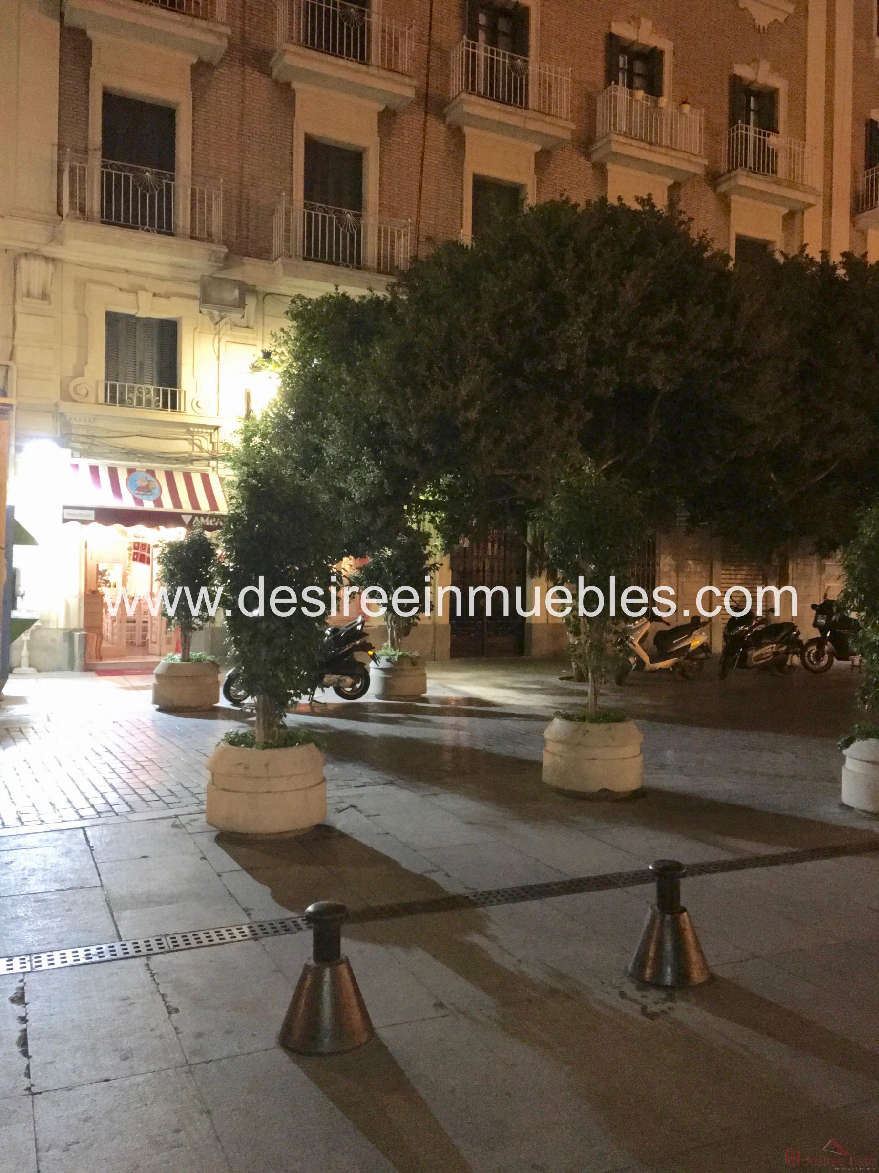 For rent of office in Valencia