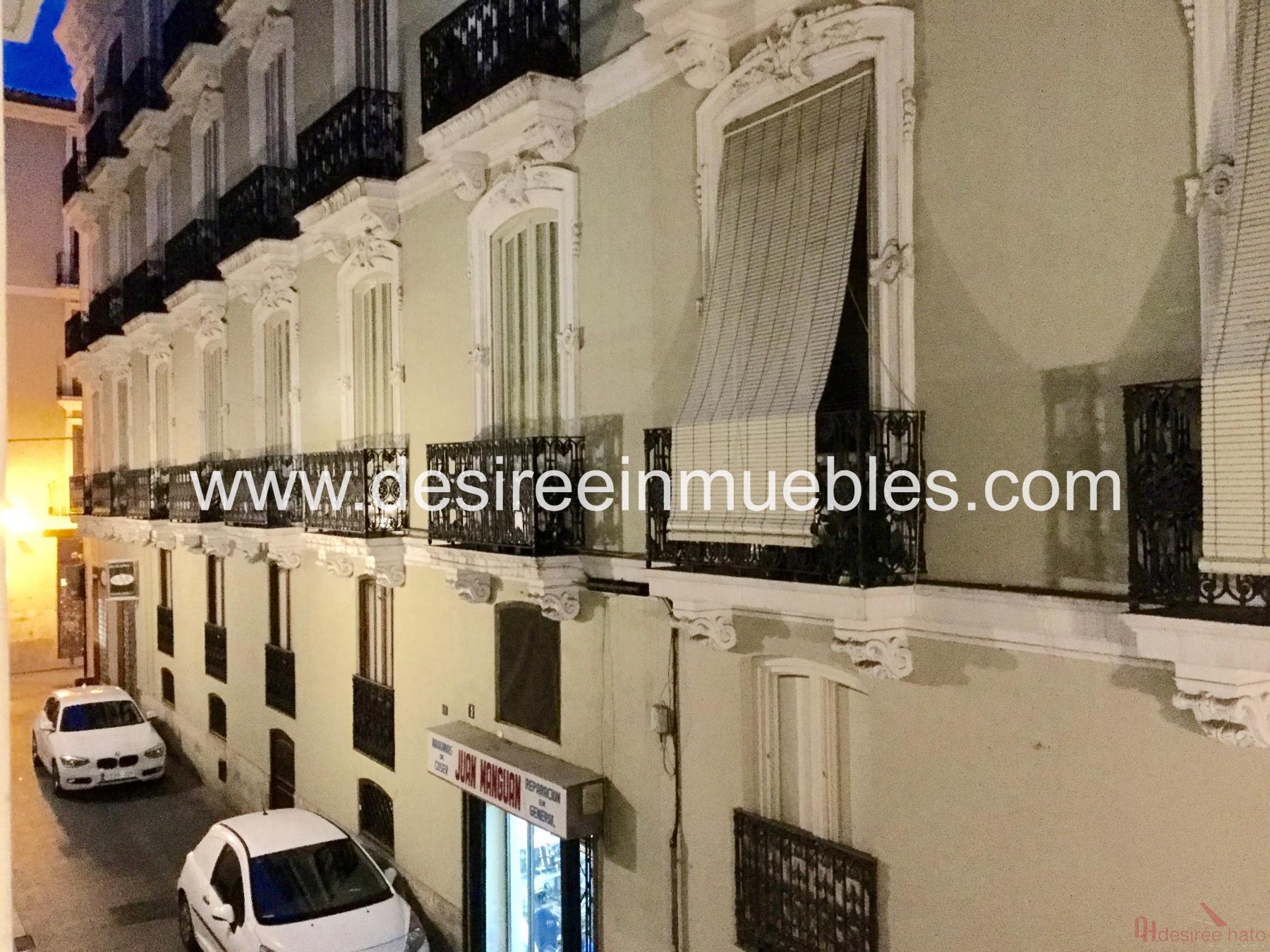 For rent of office in Valencia