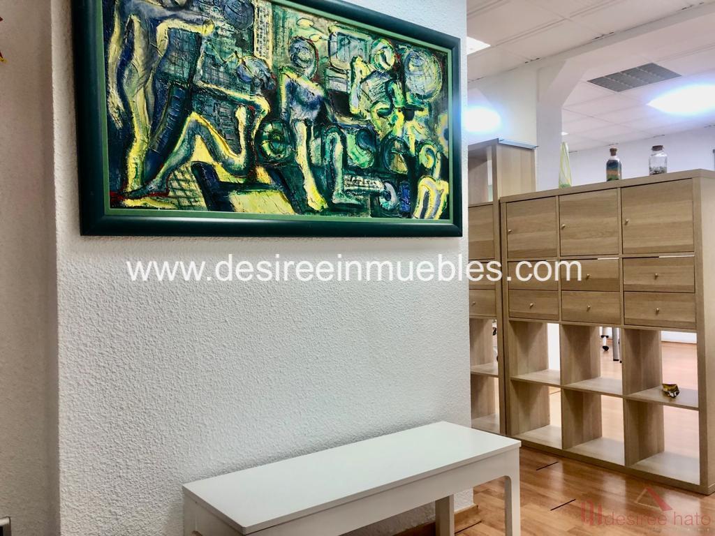 For rent of office in Valencia