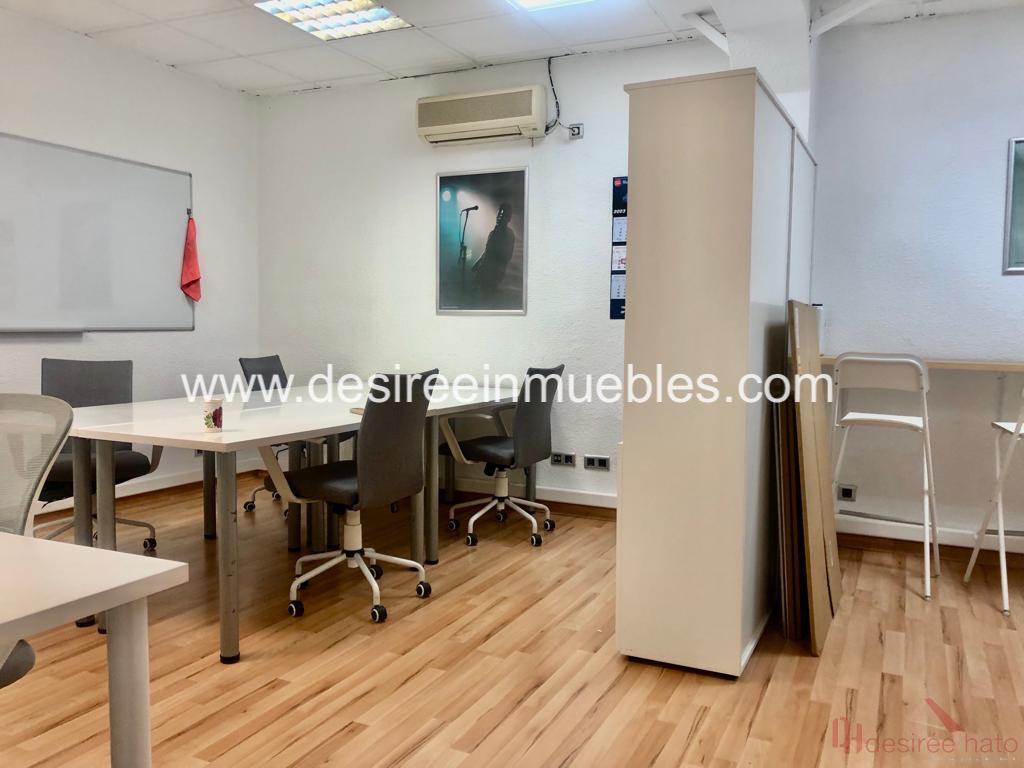 For rent of office in Valencia