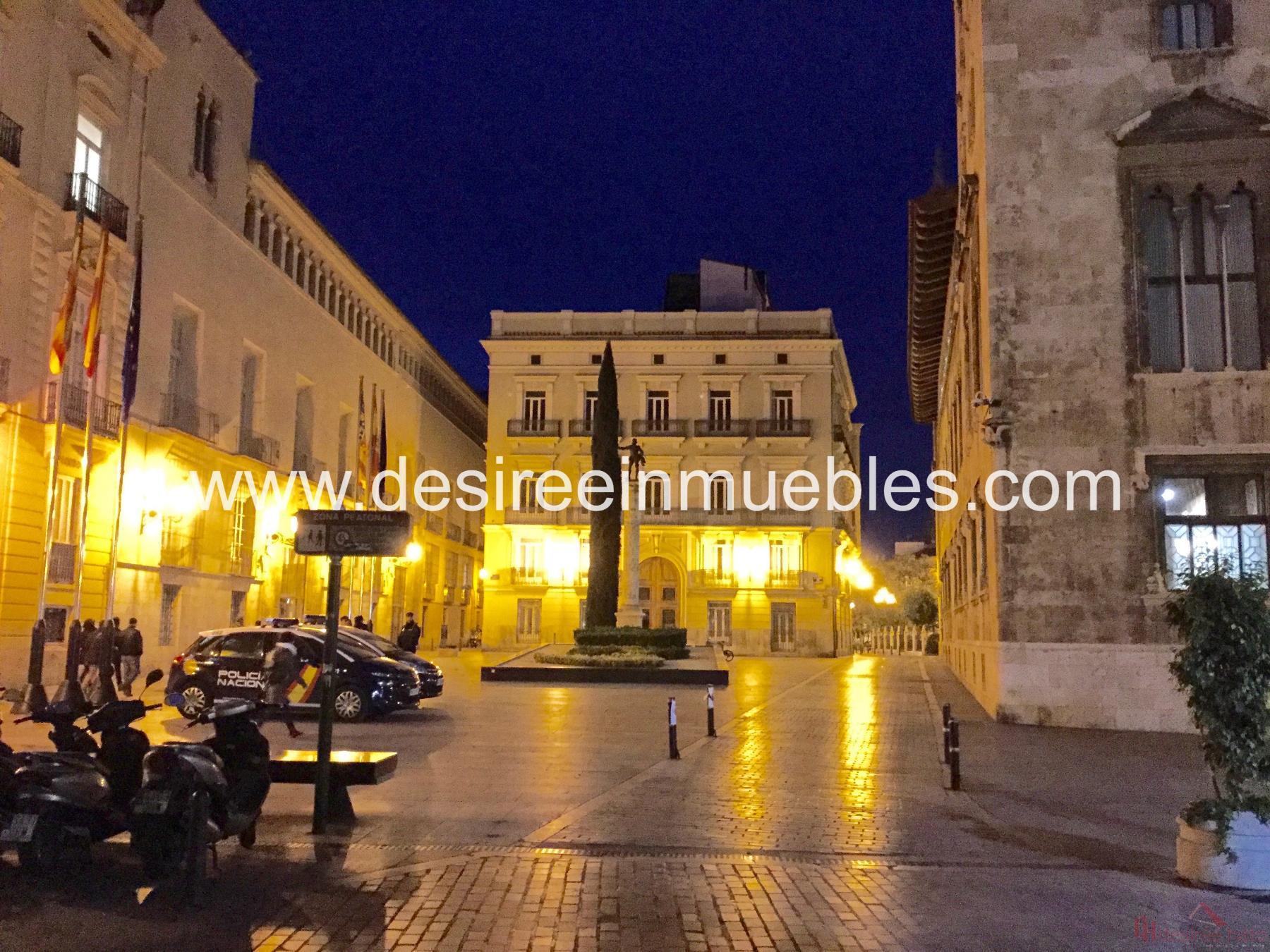 For rent of office in Valencia