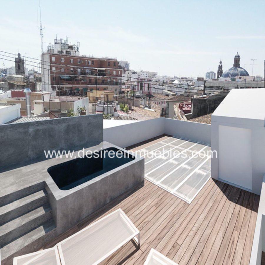 Köp av byggnad i Valencia
