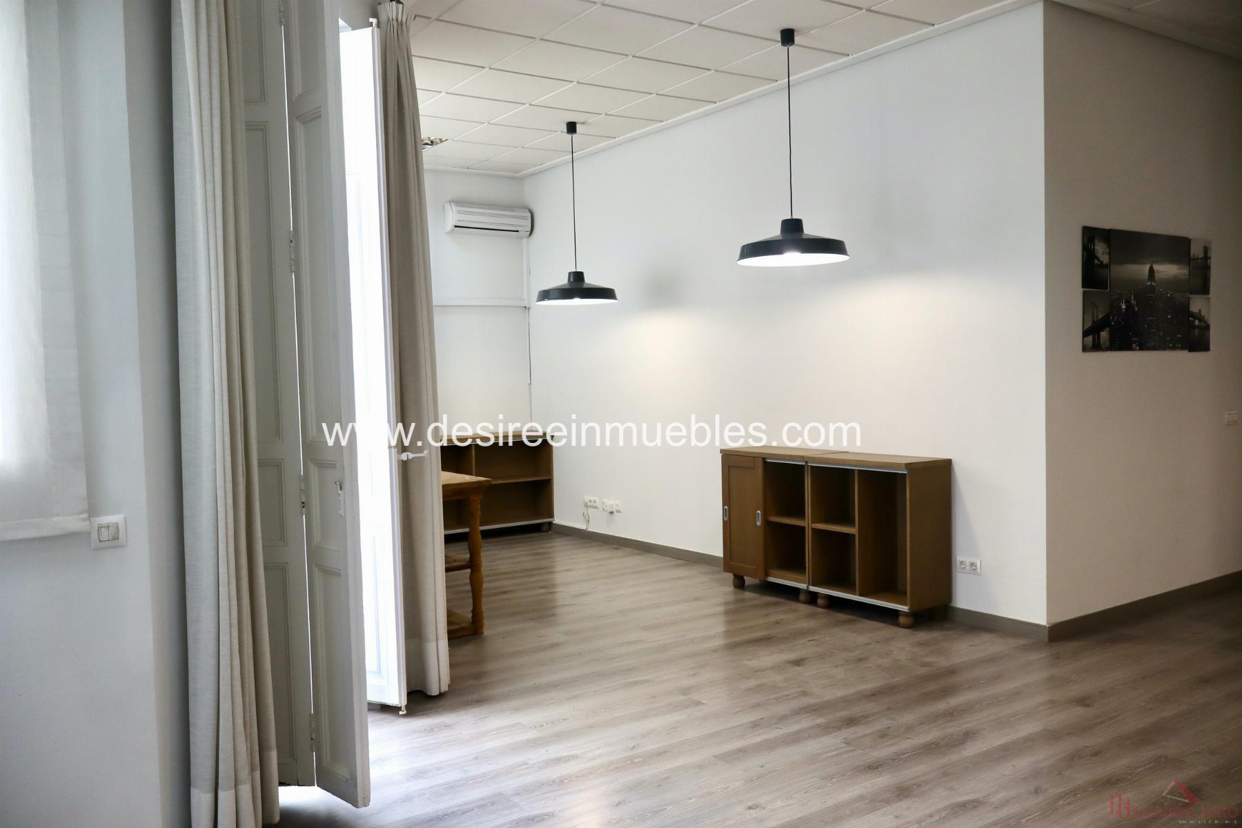 تأجير من مكتب في Valencia