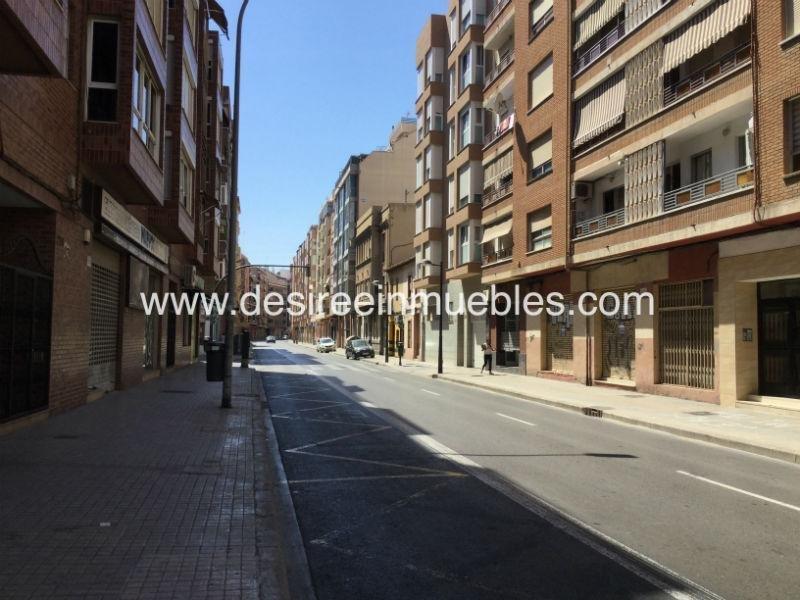 Продажа от

 Коммерческие помещения на Valencia