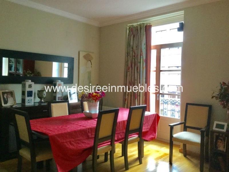 For sale of penthouse in Valencia