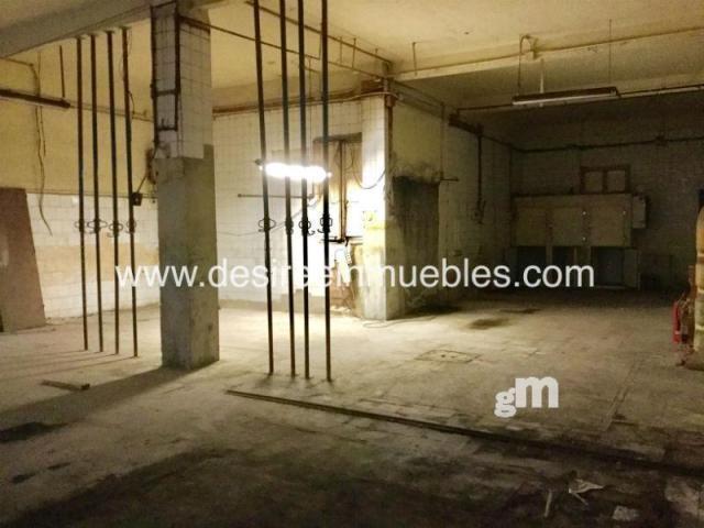 For sale of commercial in Valencia