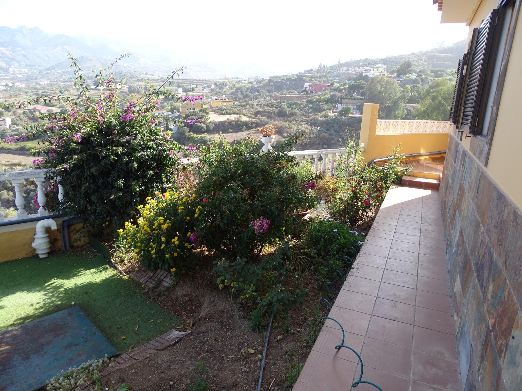 For sale of chalet in Santa Brígida