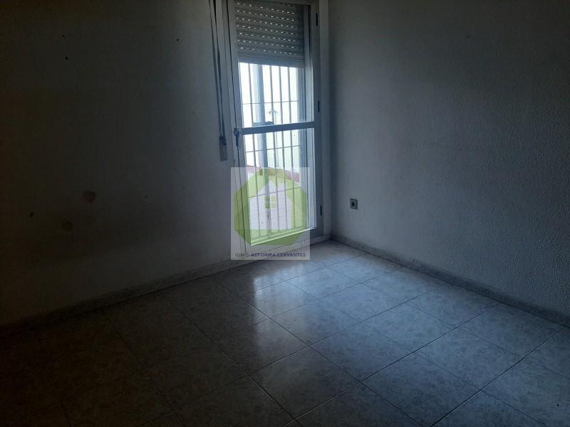For sale of flat in Cenes de la Vega