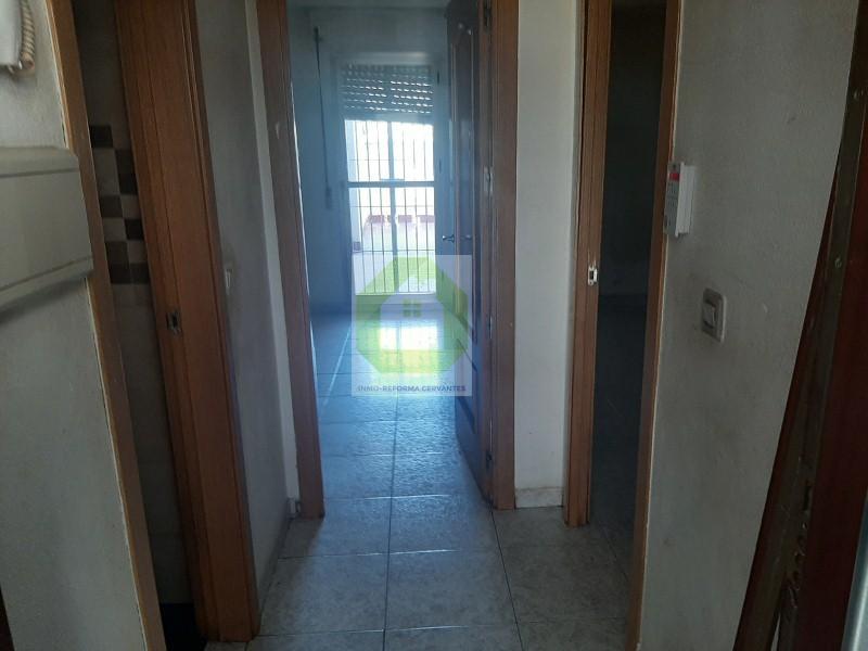 For sale of flat in Cenes de la Vega
