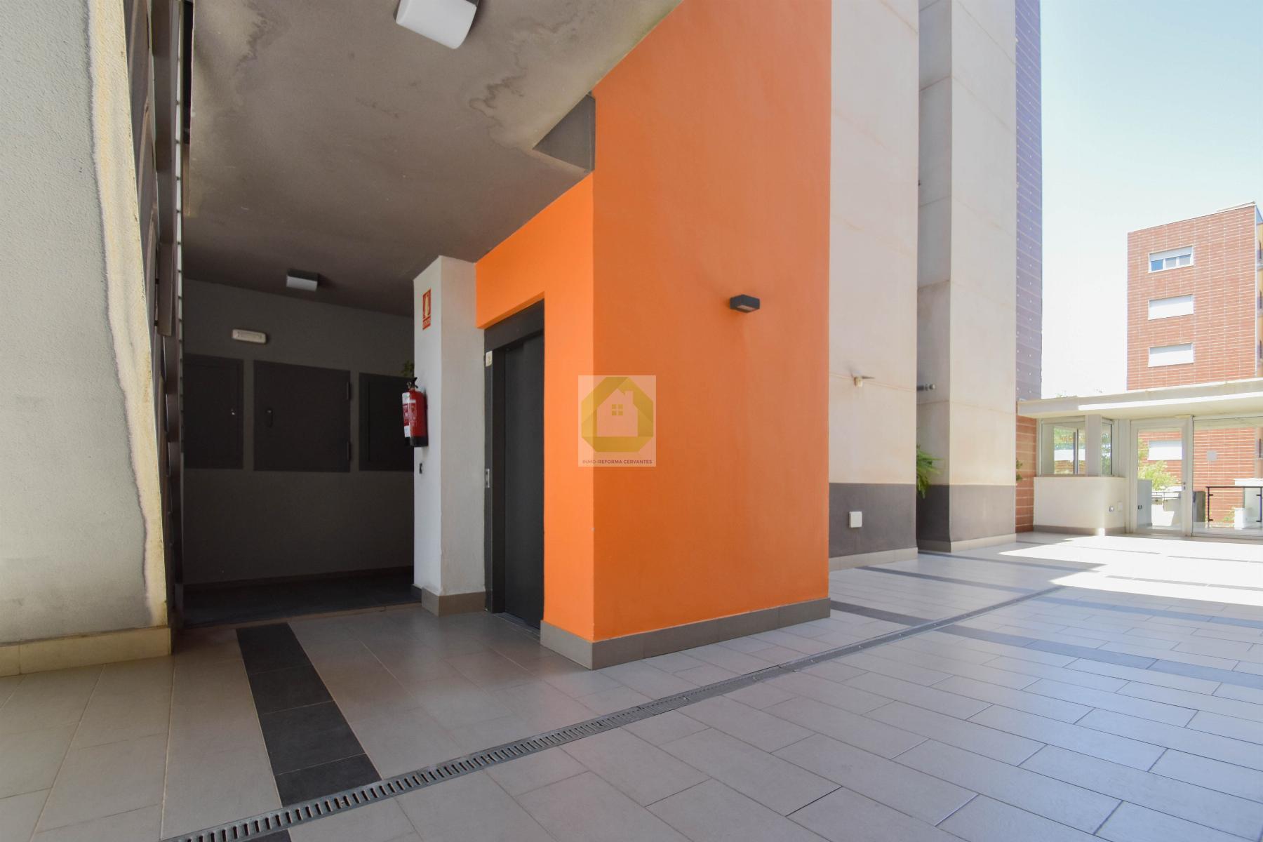 For sale of flat in Alhendín