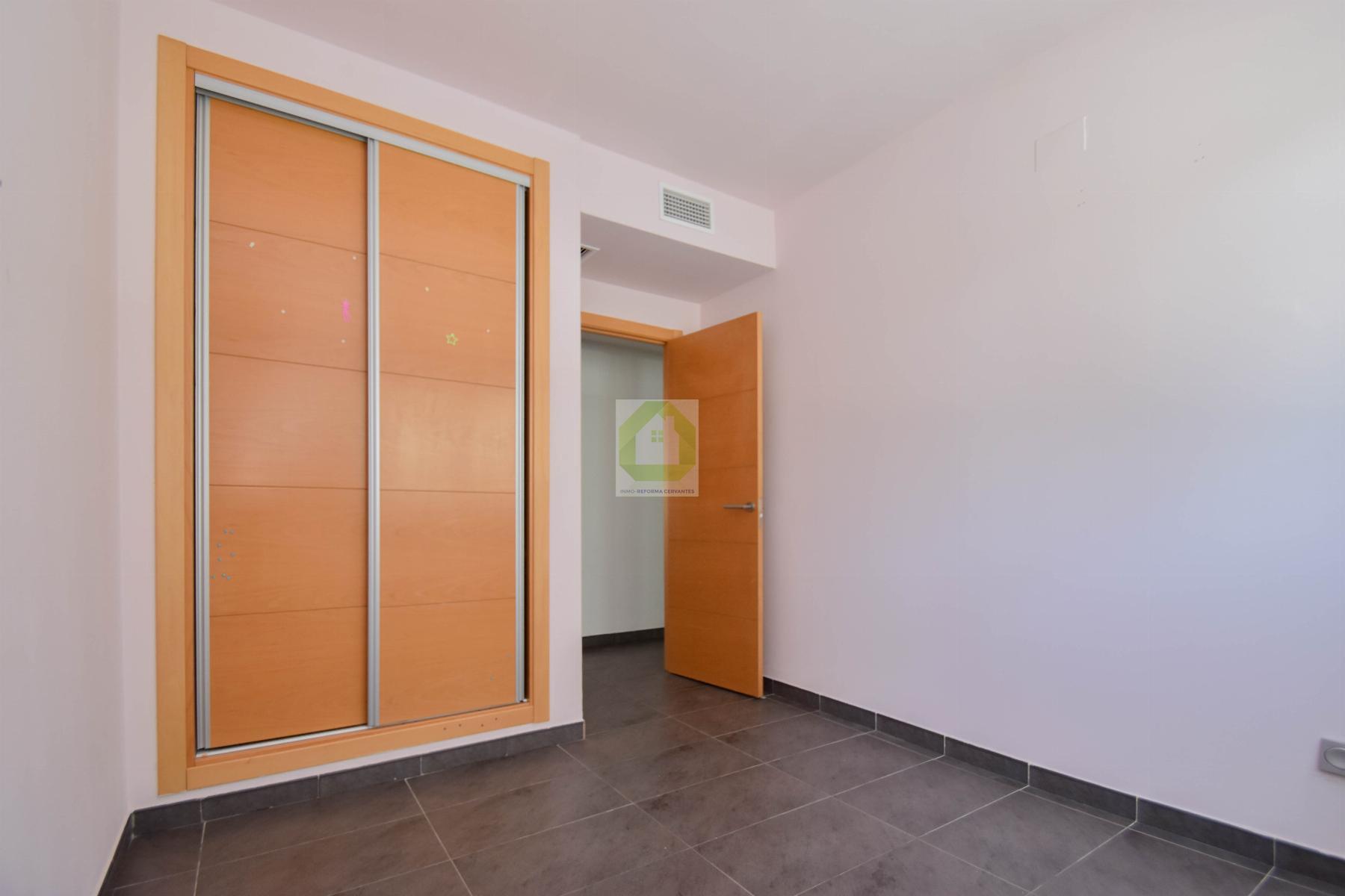 For sale of flat in Alhendín