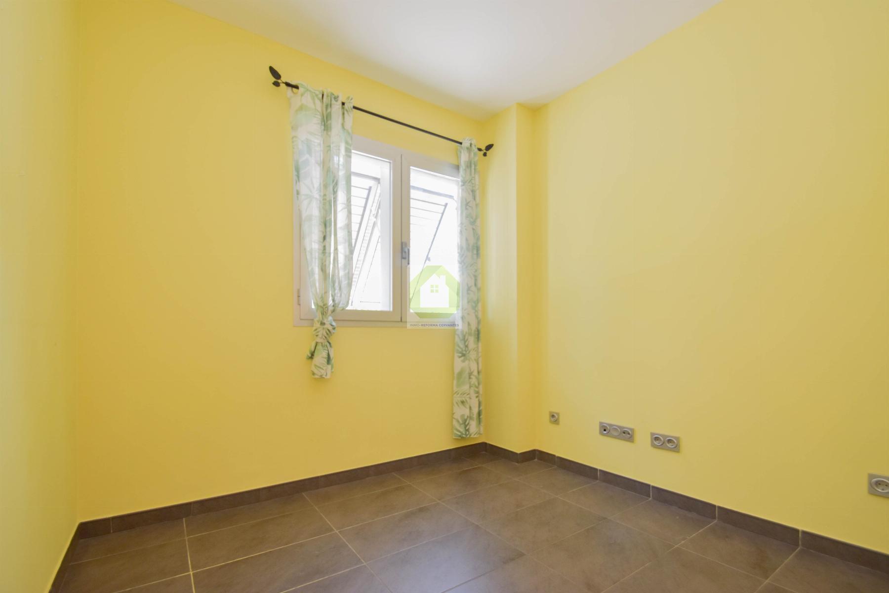 For sale of flat in Alhendín