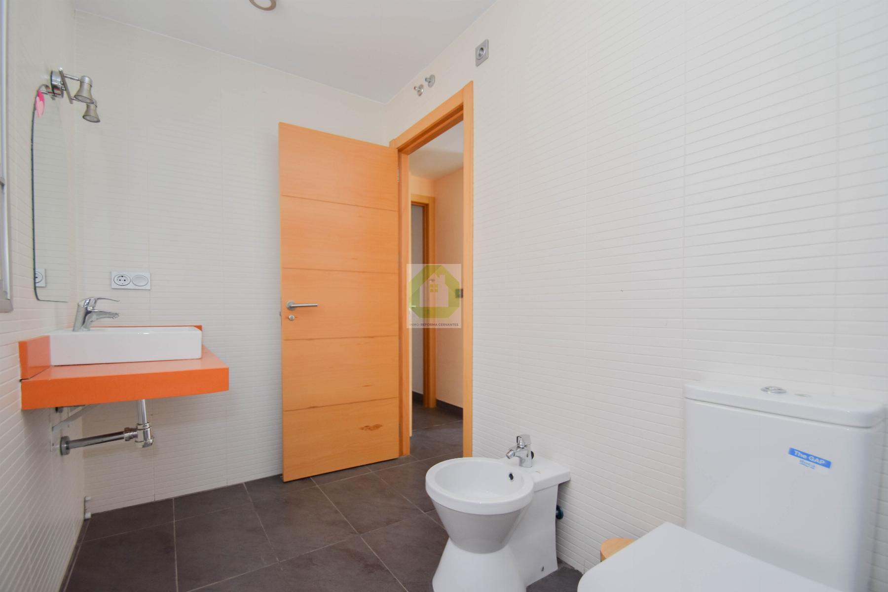 For sale of flat in Alhendín