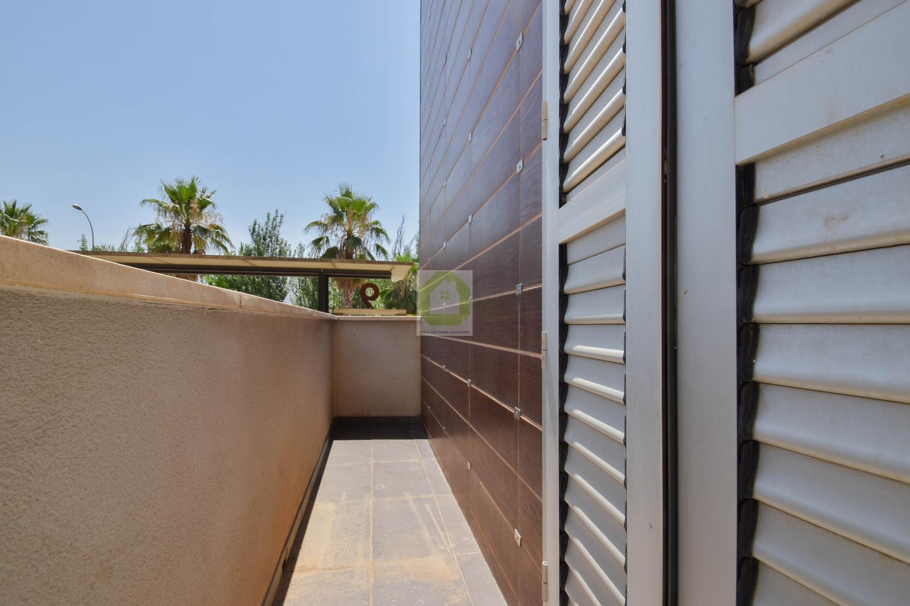 For sale of flat in Alhendín
