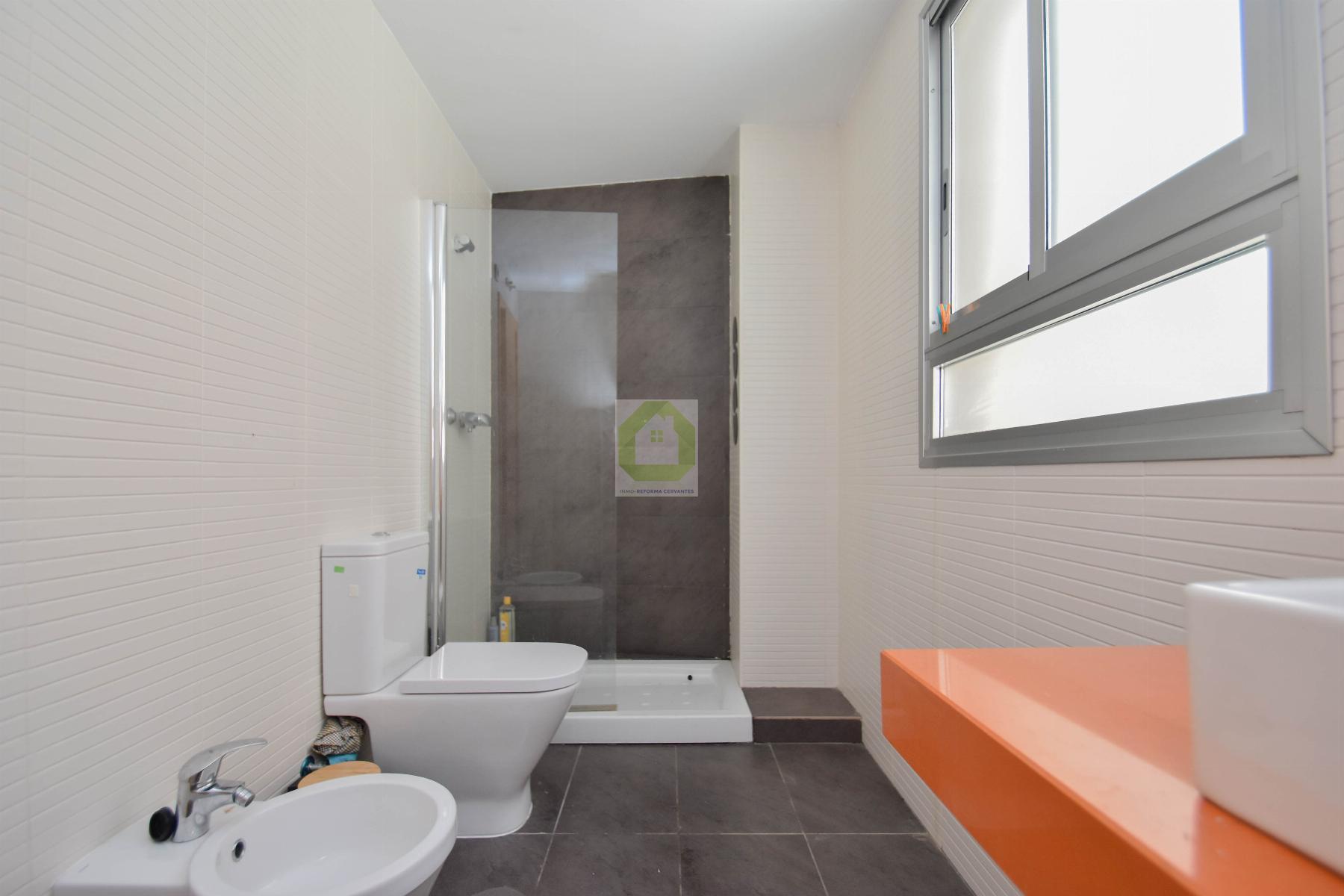 For sale of flat in Alhendín