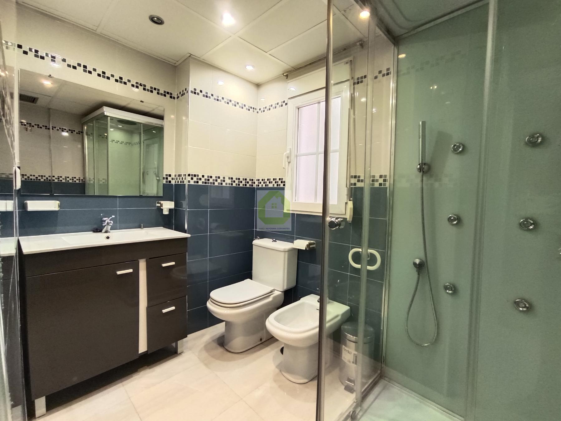 For rent of room in Granada
