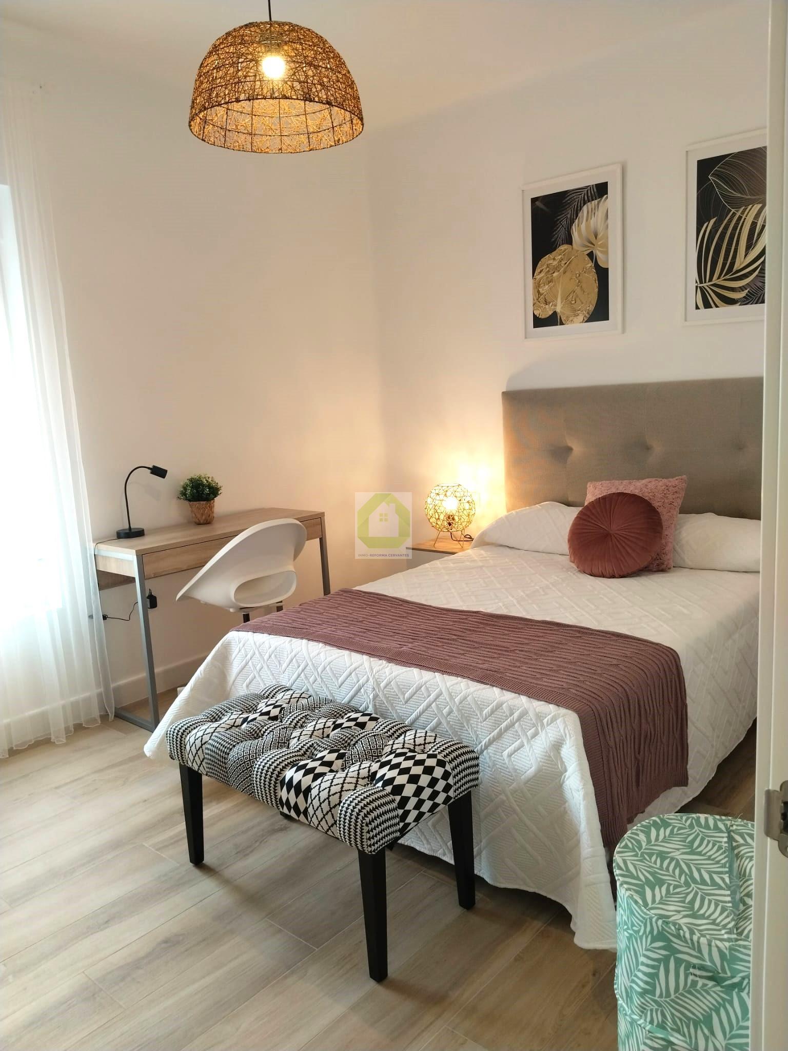 For rent of room in Granada