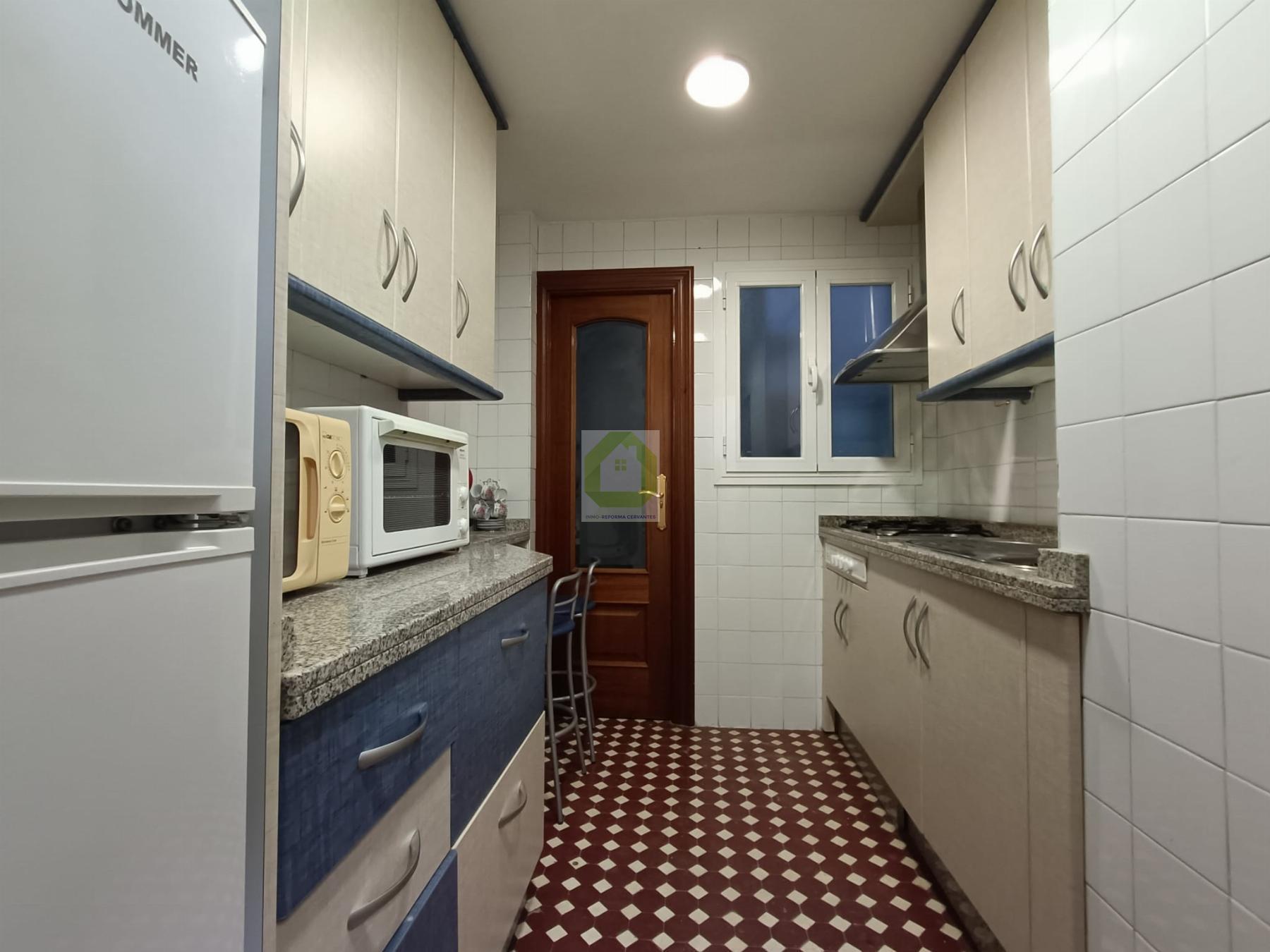 For rent of flat in Granada