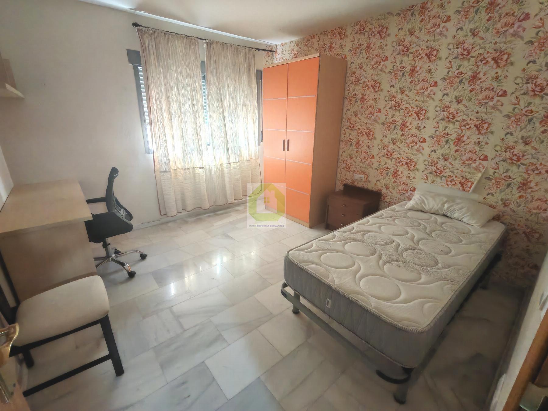 For rent of room in Armilla
