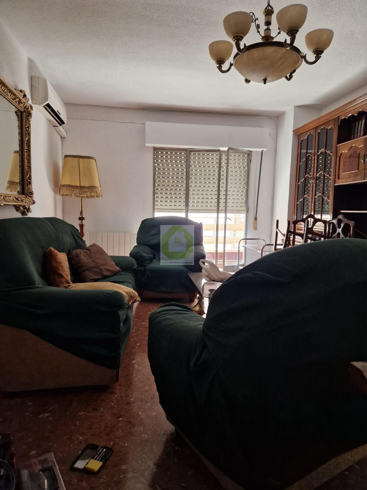 For rent of room in Granada