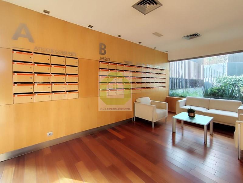 Venta de piso en Granada