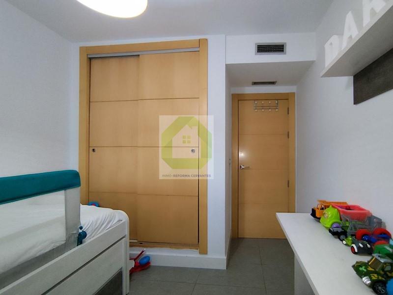 Venta de piso en Granada