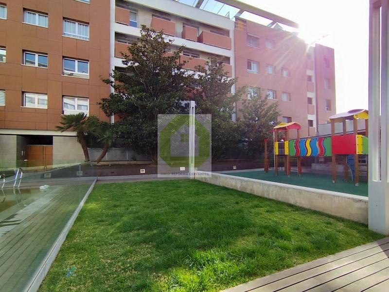 Venta de piso en Granada