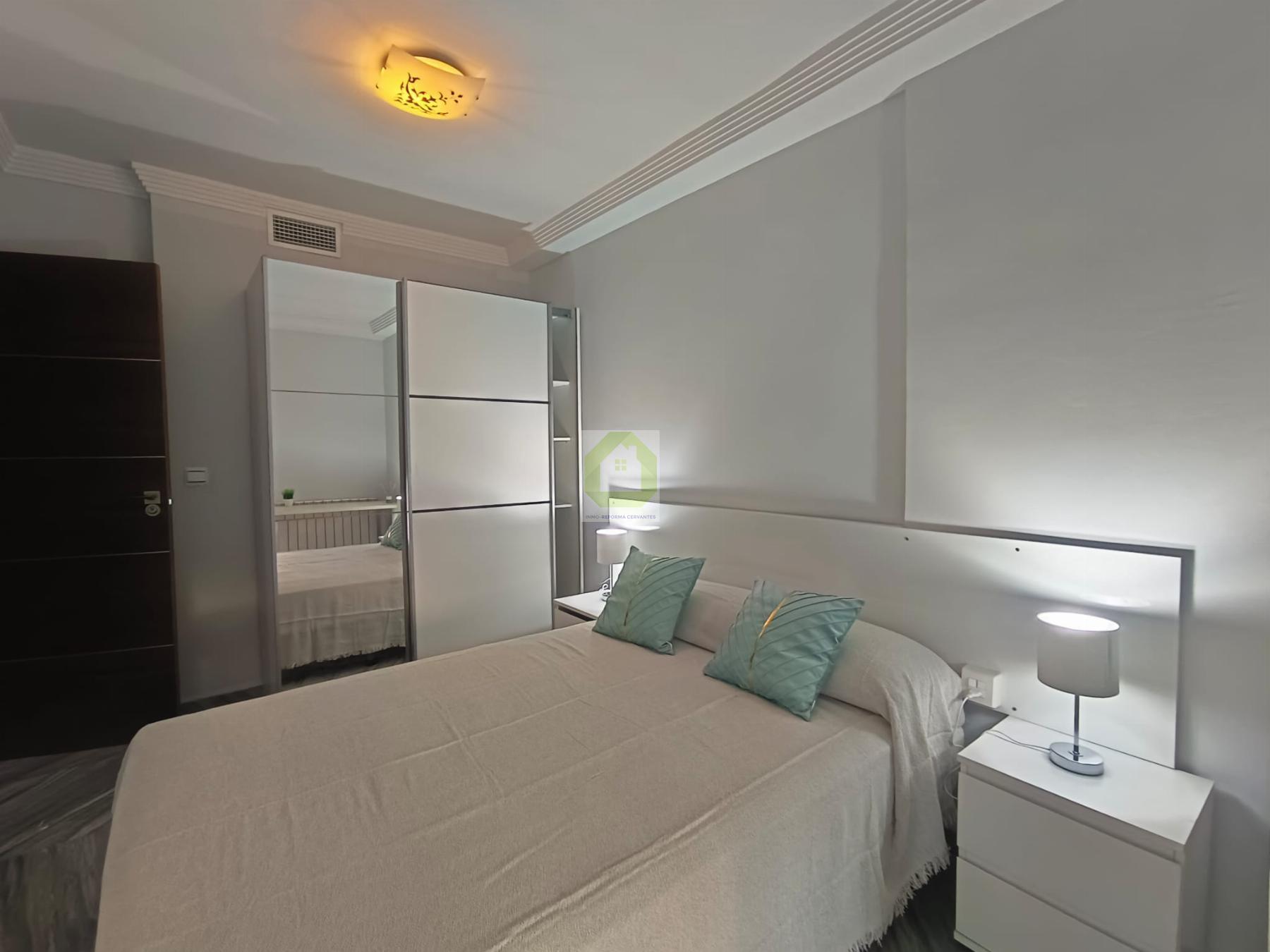 For rent of room in Granada