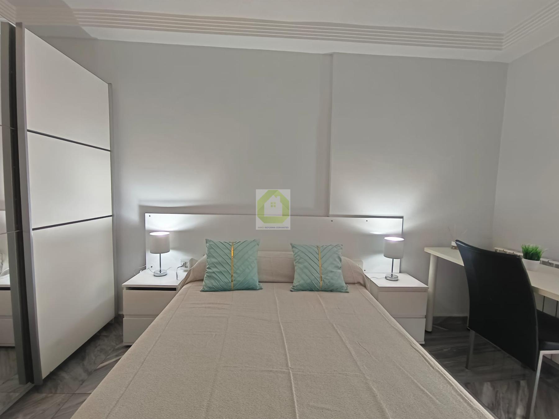 For rent of room in Granada