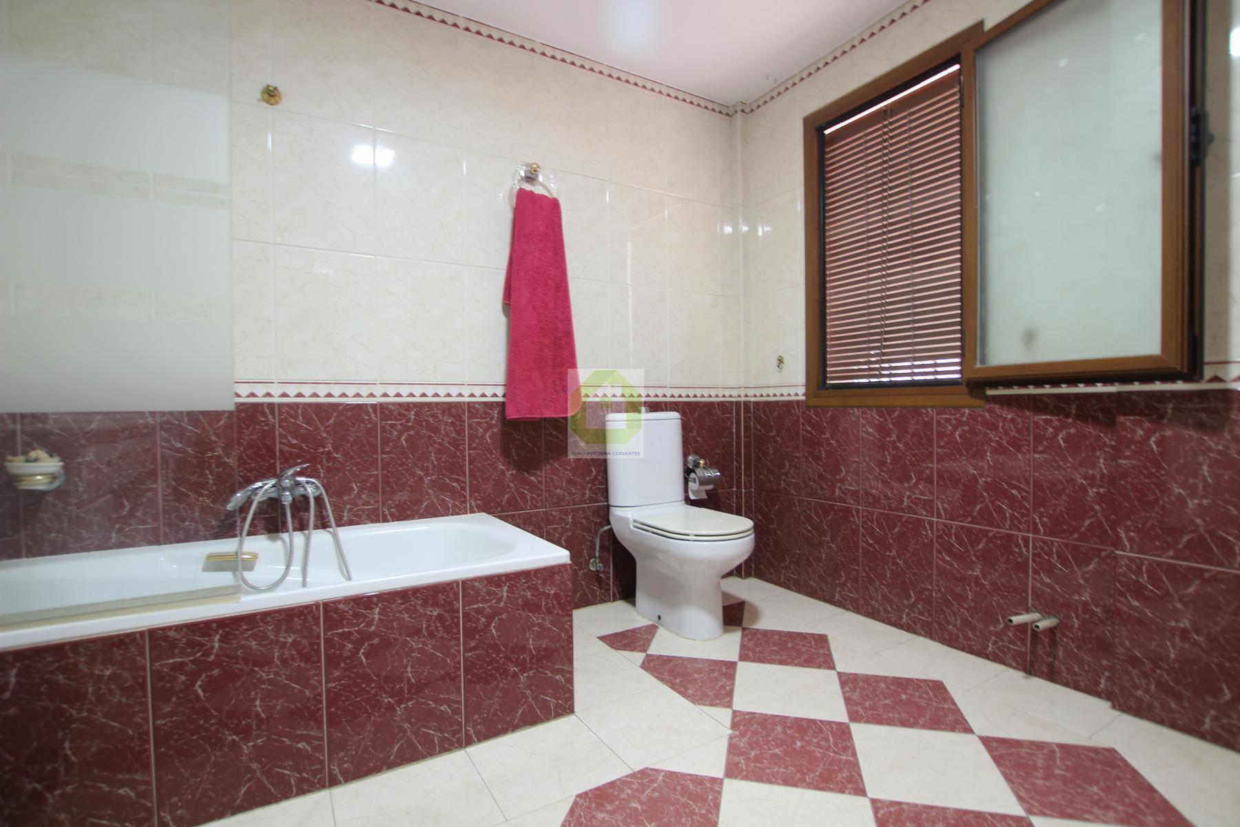 Venta de casa en Ogíjares