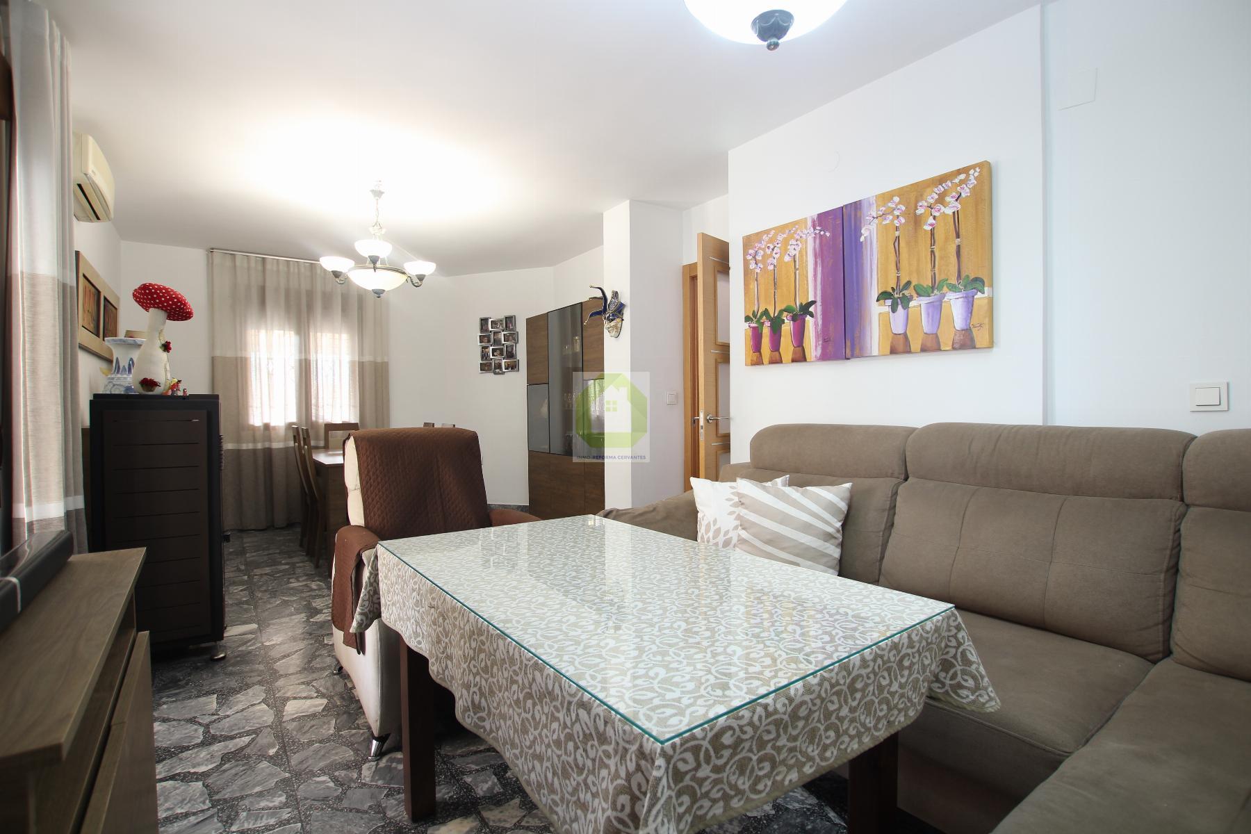 Venta de casa en Ogíjares