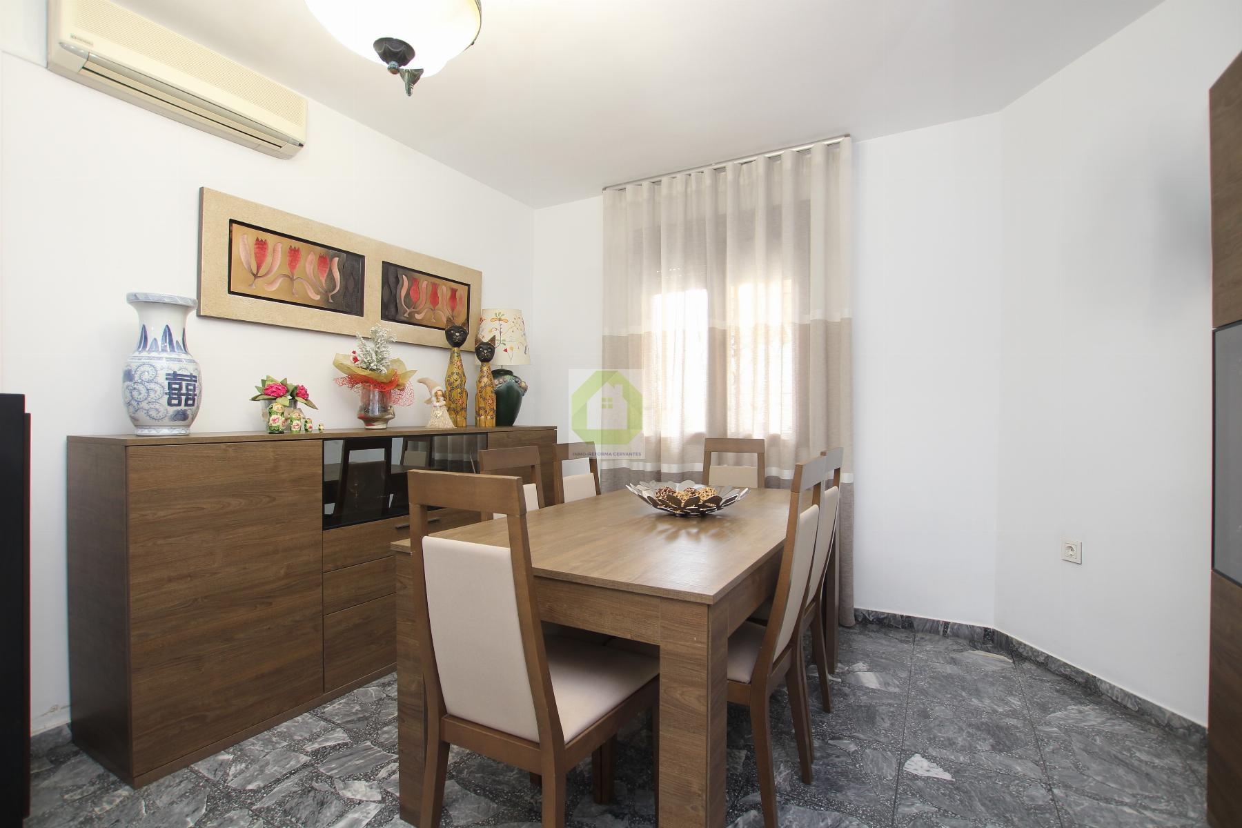 Venta de casa en Ogíjares