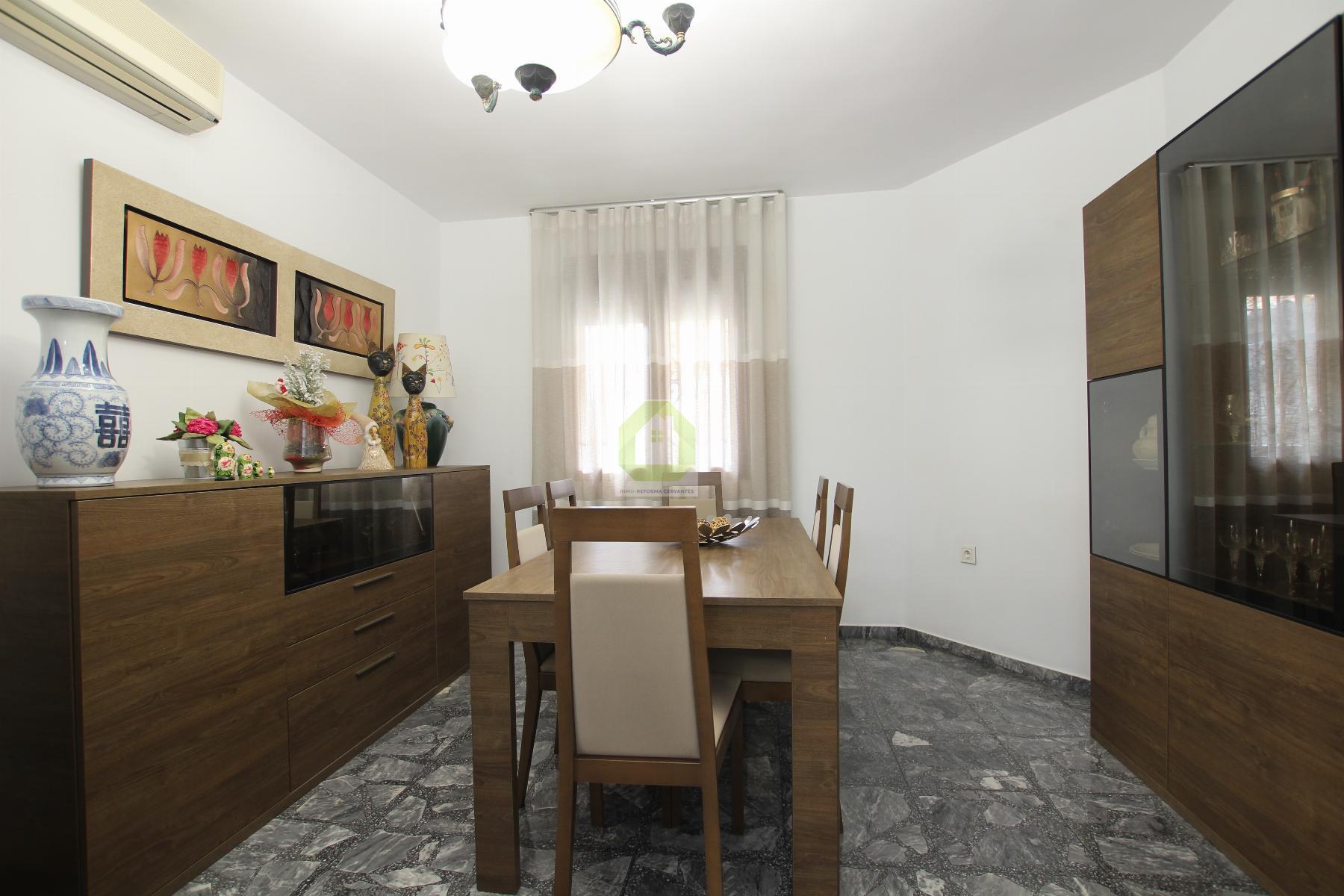 Venta de casa en Ogíjares