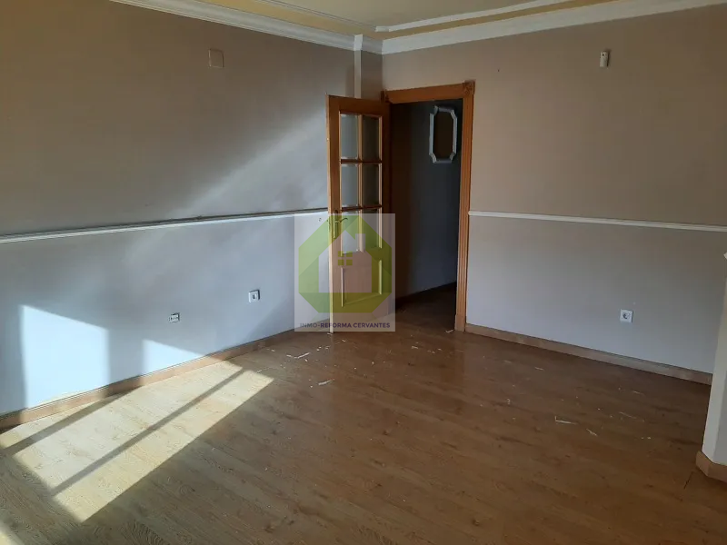 Venta de piso en La Zubia