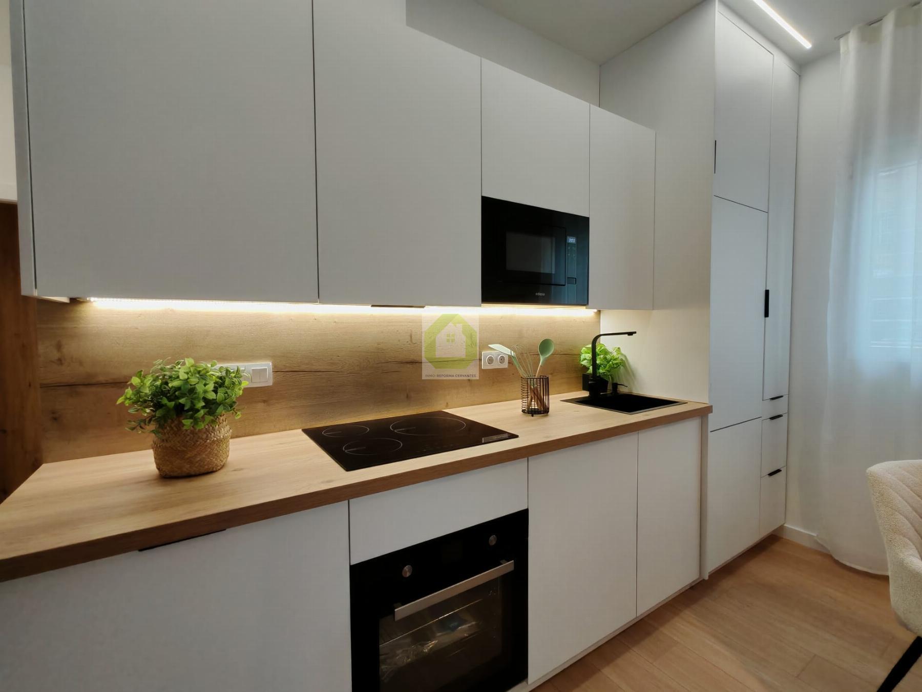 For sale of flat in Granada
