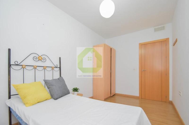 Venta de piso en Granada