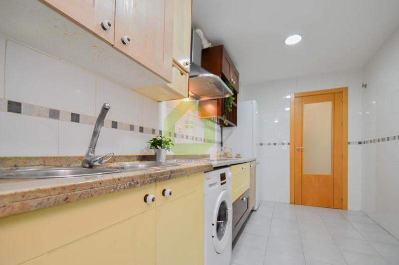Venta de piso en Granada