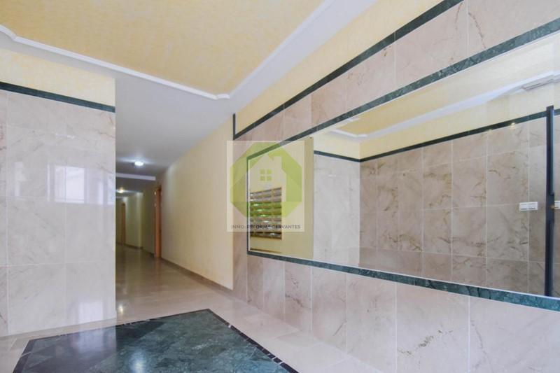 Venta de piso en Granada