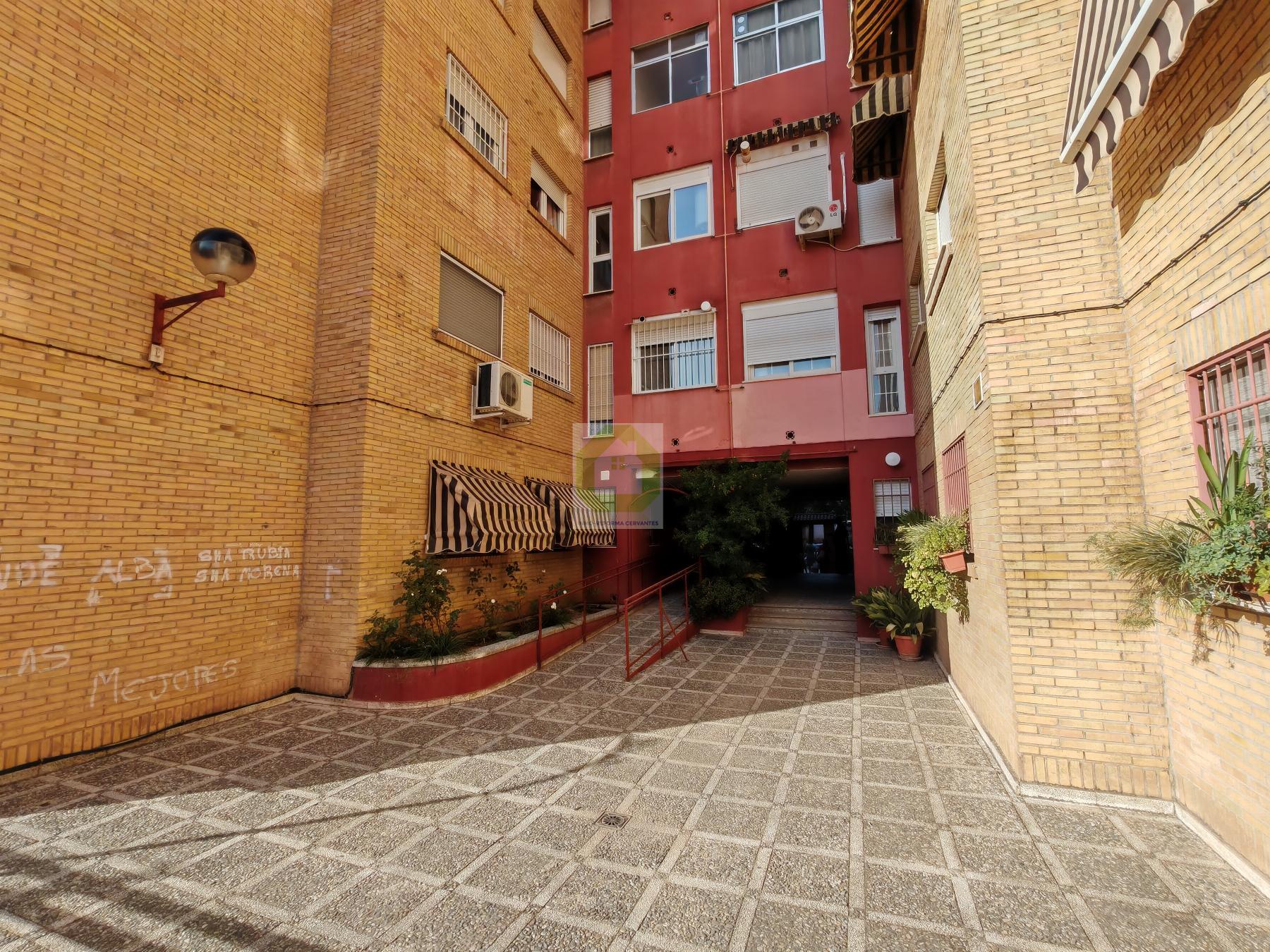Venta de piso en Granada