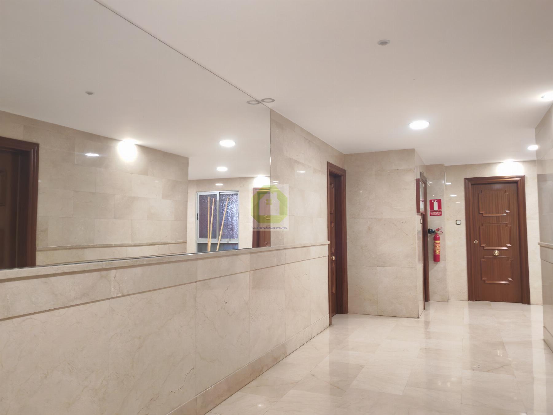 Venta de piso en Granada