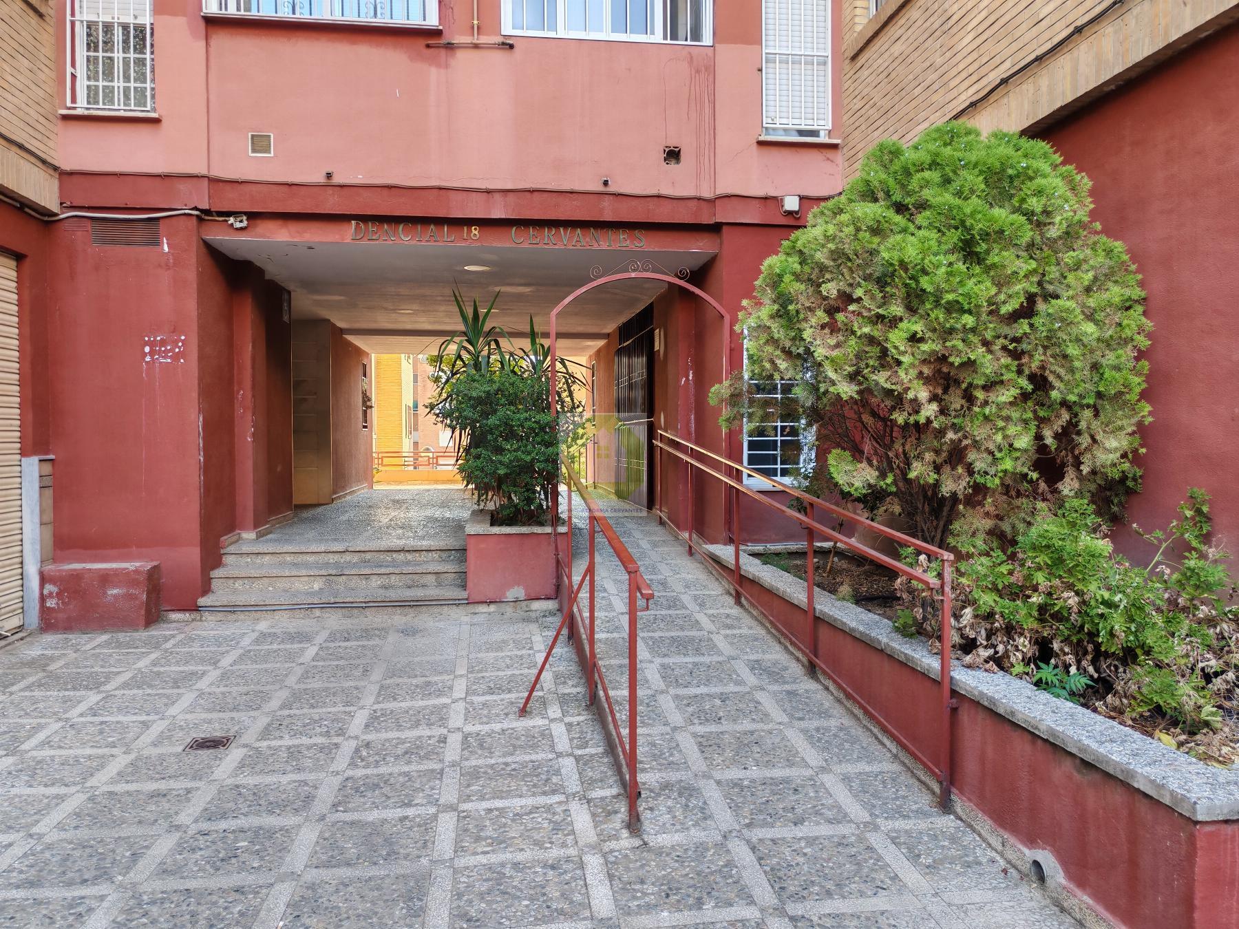 Venta de piso en Granada