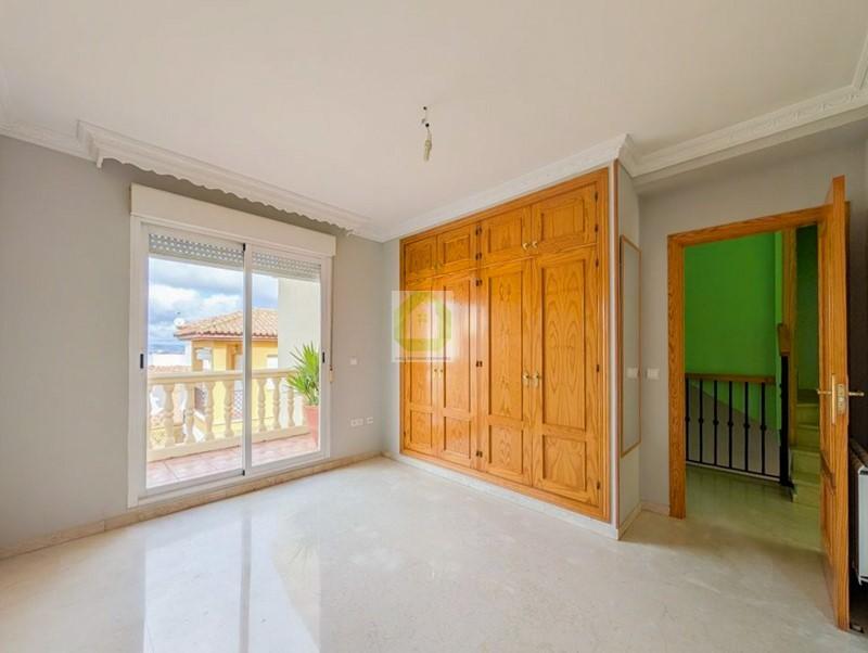 Venta de casa en Cájar