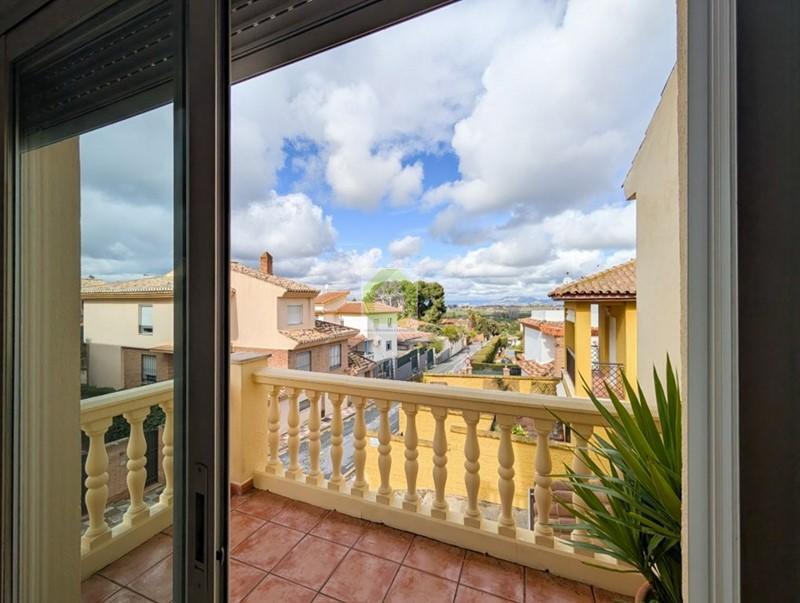 Venta de casa en Cájar