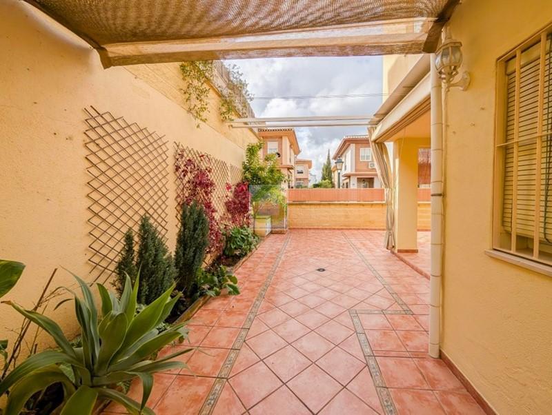 Venta de casa en Cájar