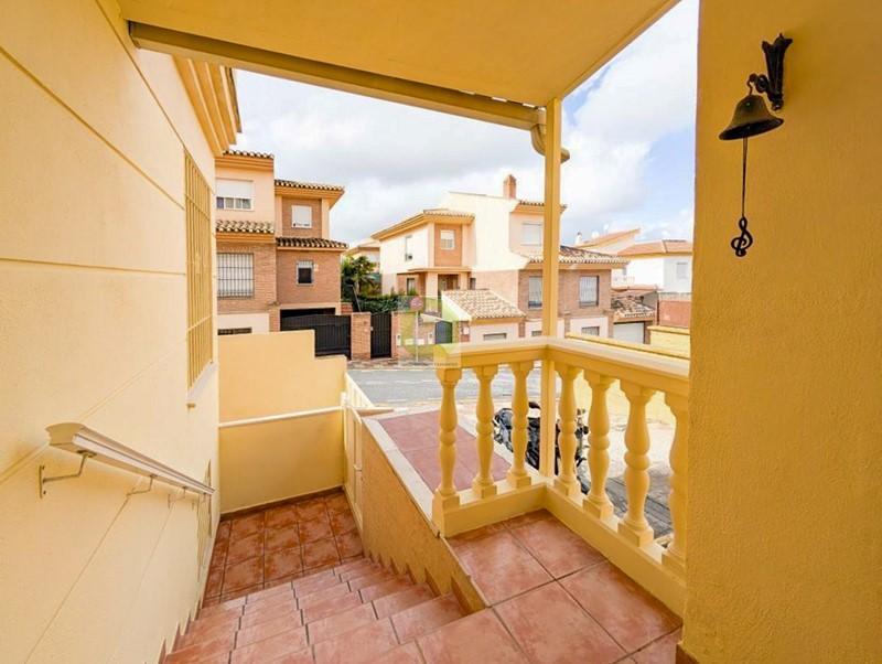 Venta de casa en Cájar