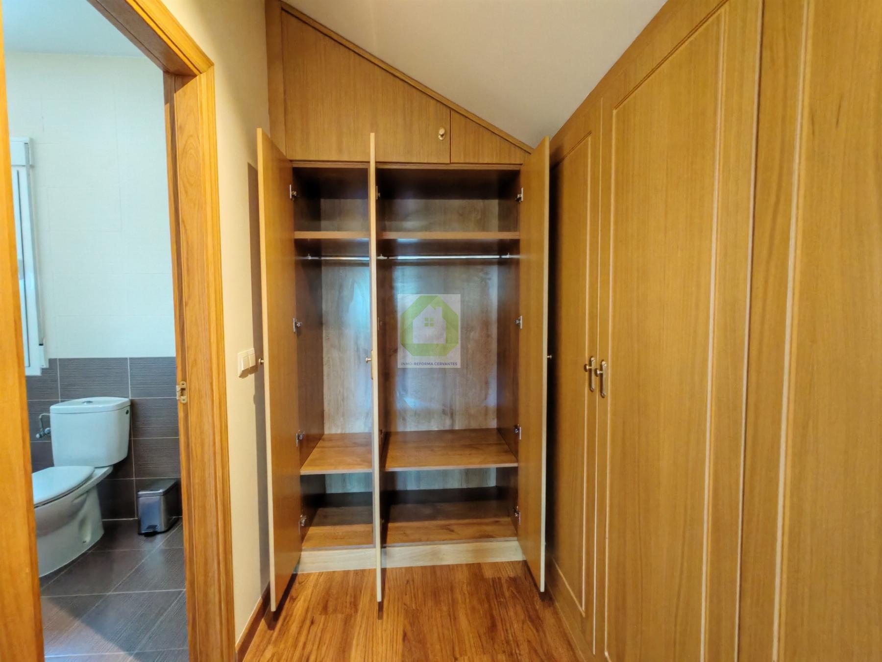 Venta de chalet en Olías del Rey