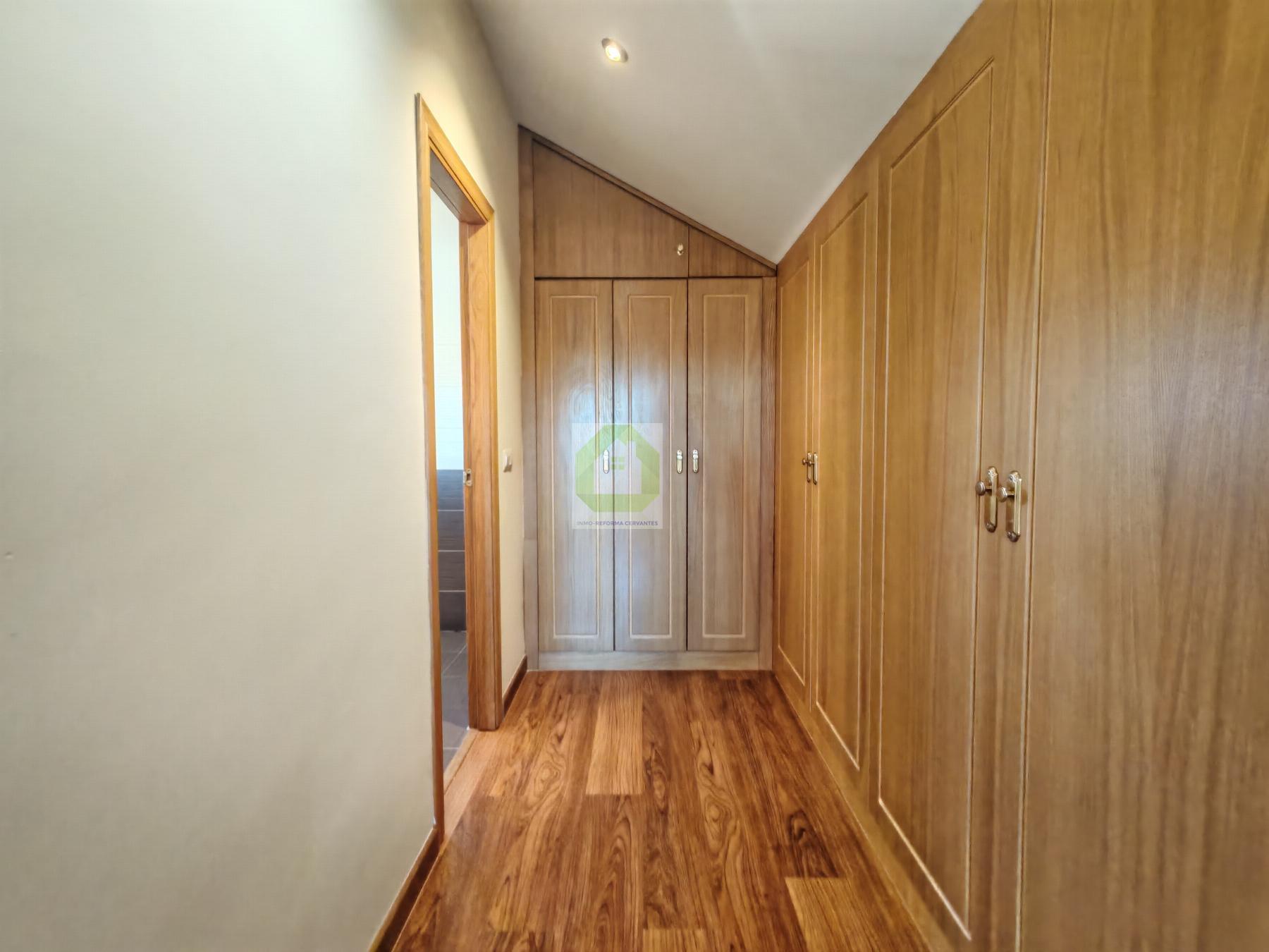 Venta de chalet en Olías del Rey