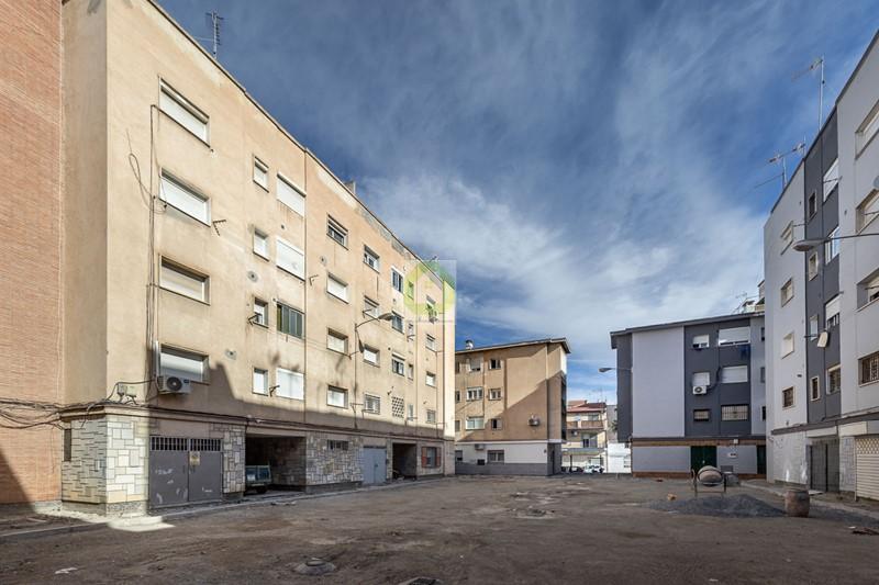 Venta de piso en Granada
